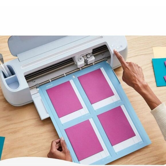 Cricut Crafting Card 2x2 Mat - Picture 4 of 7